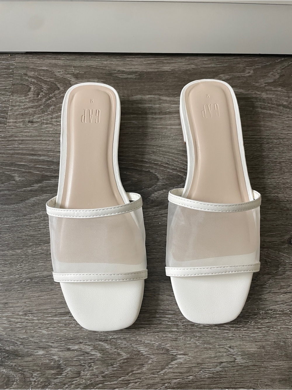 GAP White Mesh Slide Sandals